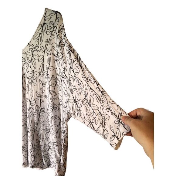 Cynthia Rowley Open V Neck Sweater L - Picture 3 of 11